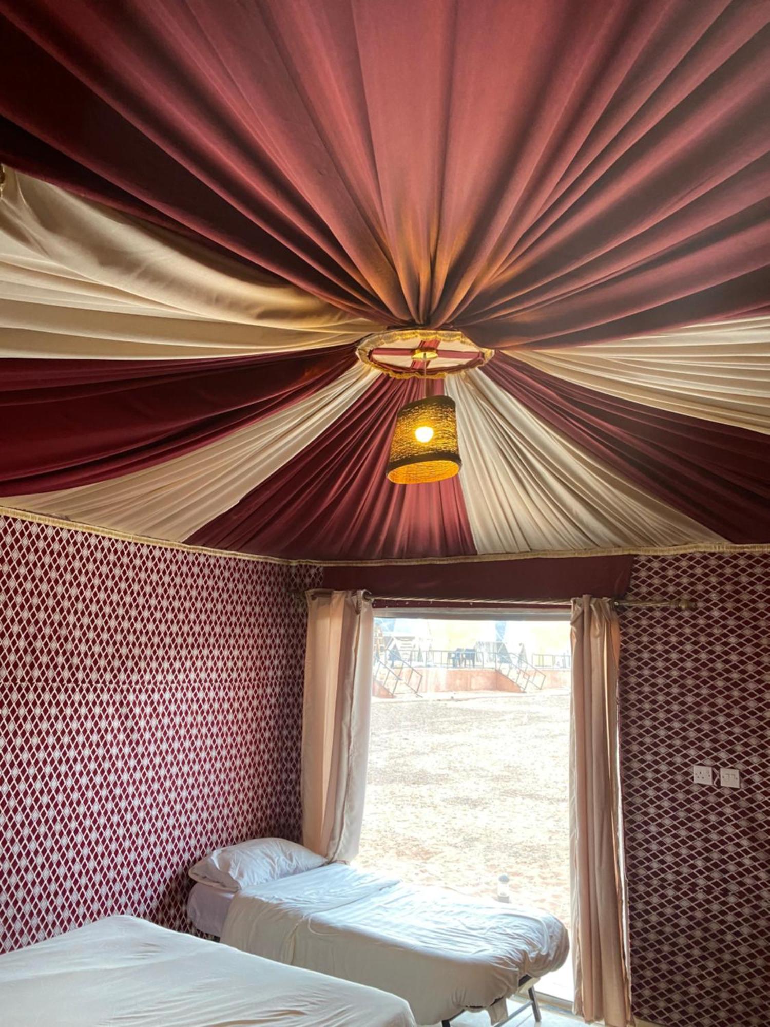 Wadi Rum Sky Camp Luaran gambar